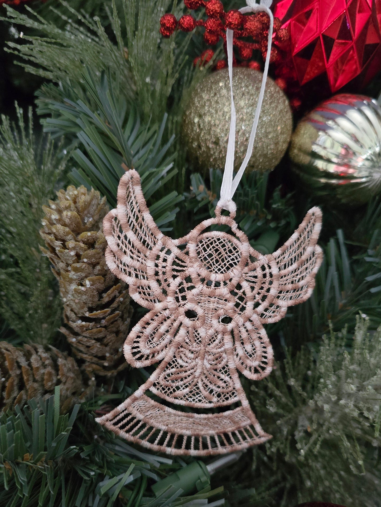 Lace Christmas Ornaments - pack of 4