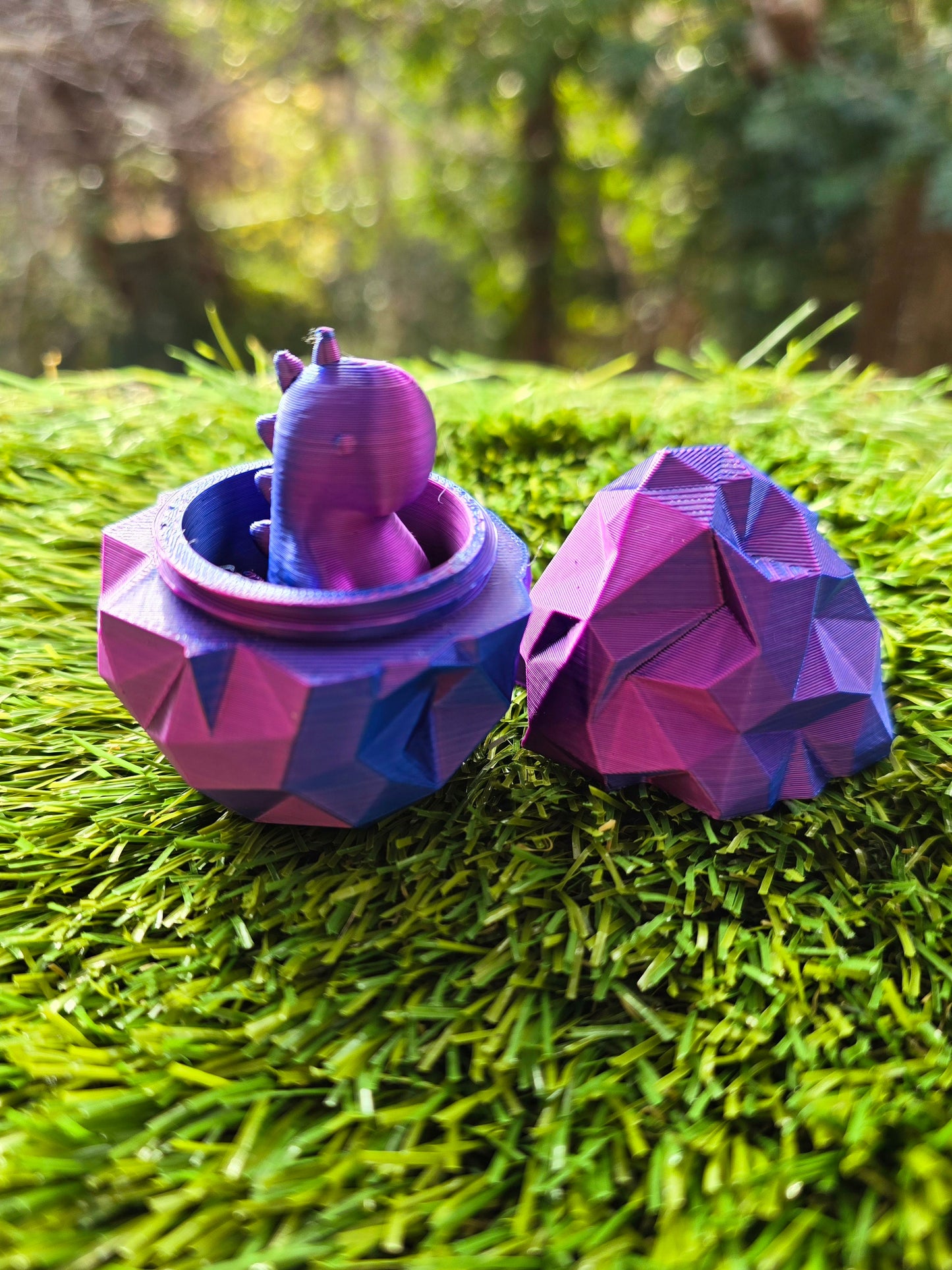 3D Printed Dino Egg with Tiny Dinosaur Inside