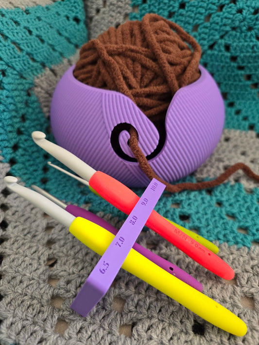 Yarn bowl and crochet hook organiser
