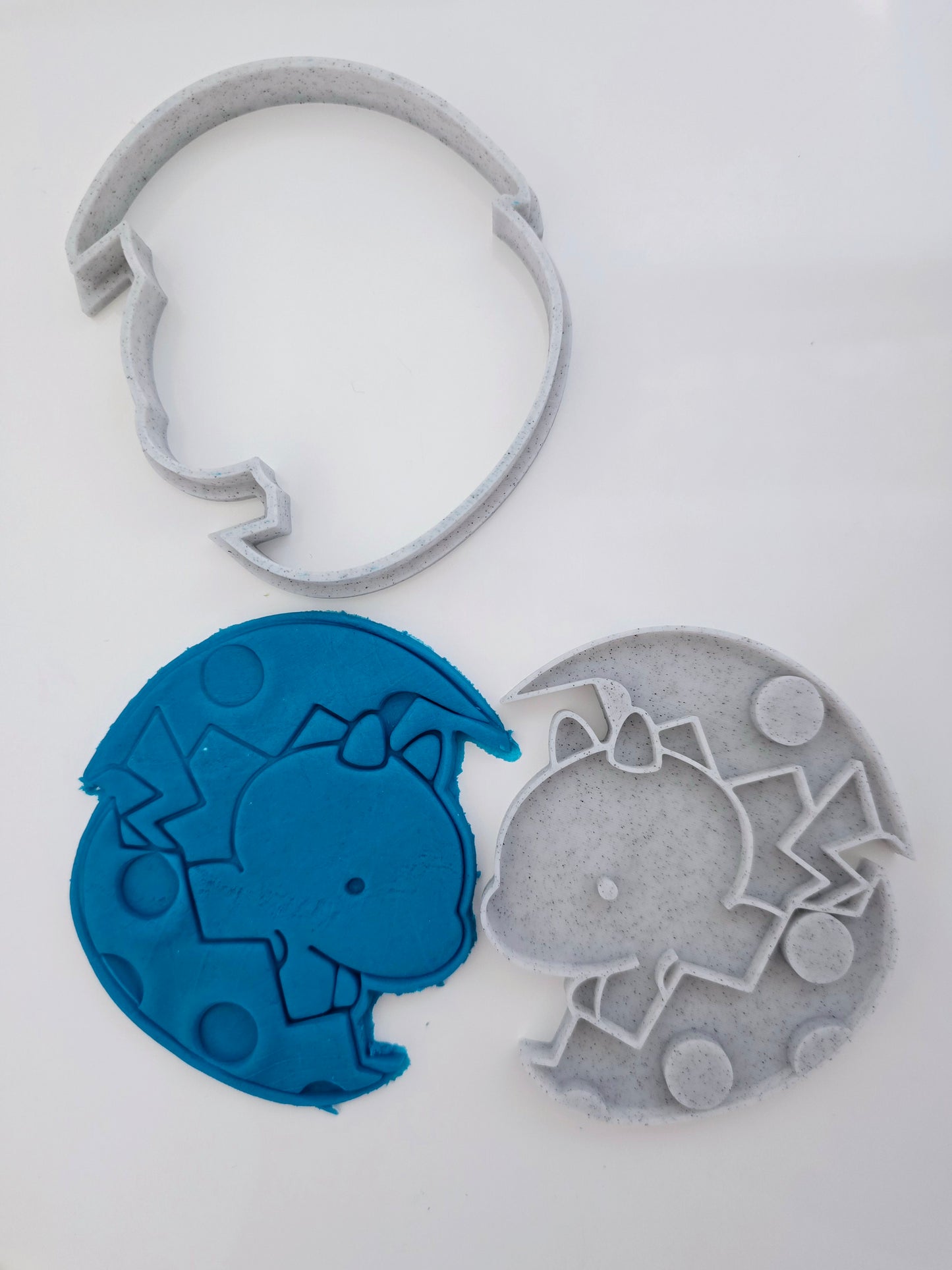 Dinosaur in Egg 3D Printed Playdough Cutters - set of 2