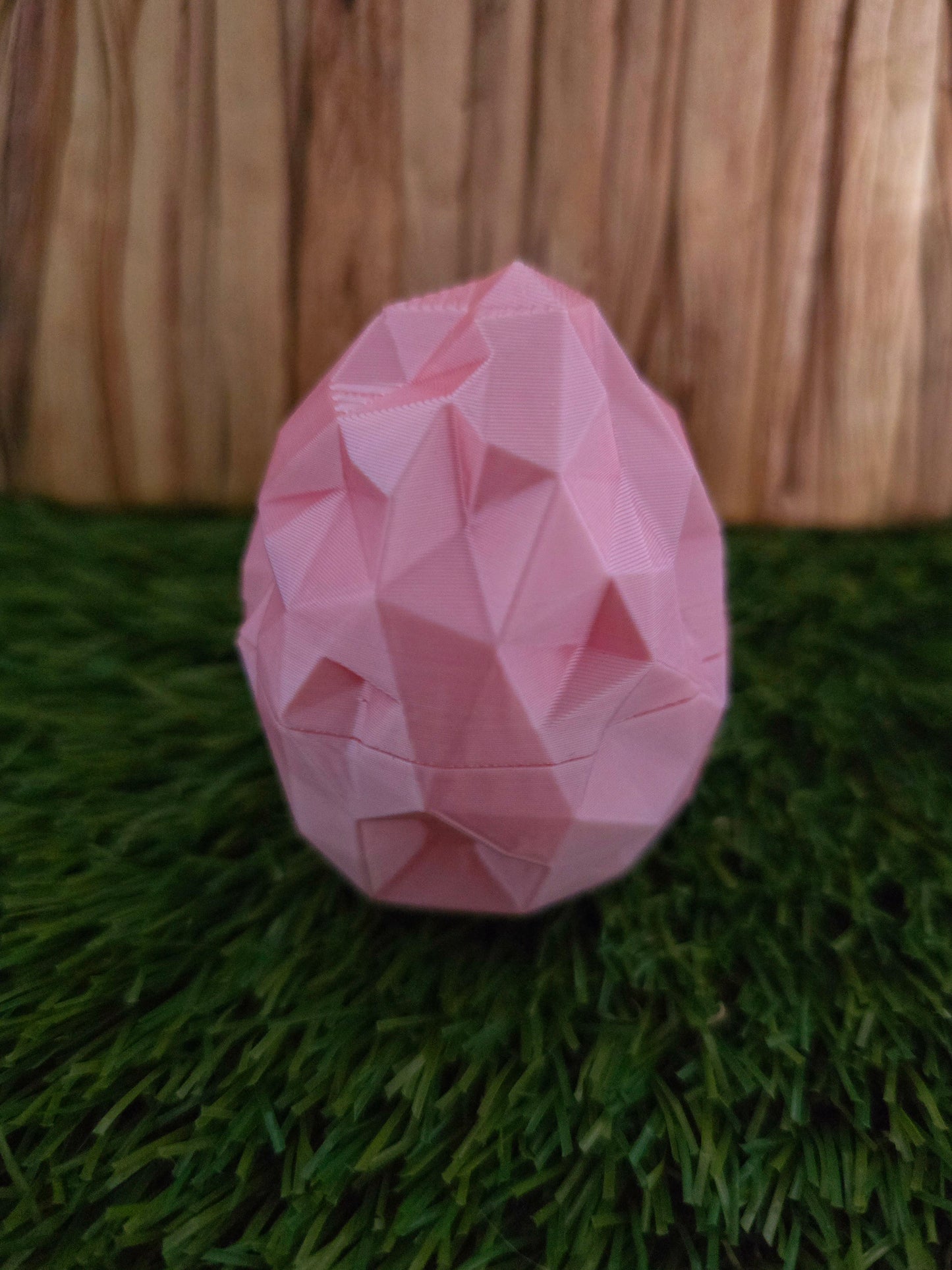 3D Printed Dino Egg with Tiny Dinosaur Inside – Easter Egg Alternative