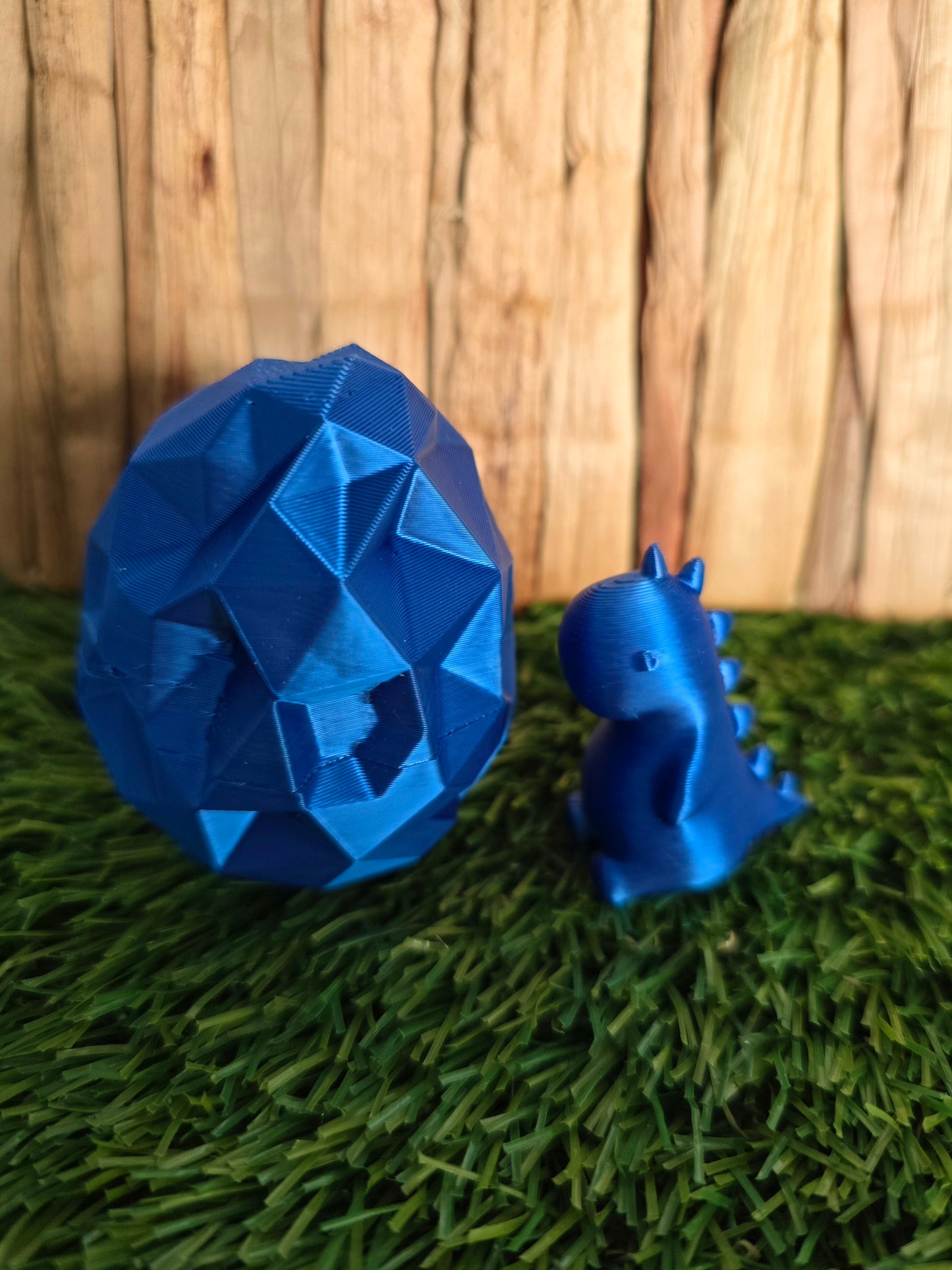 3D Printed Dino Egg with Tiny Dinosaur Inside