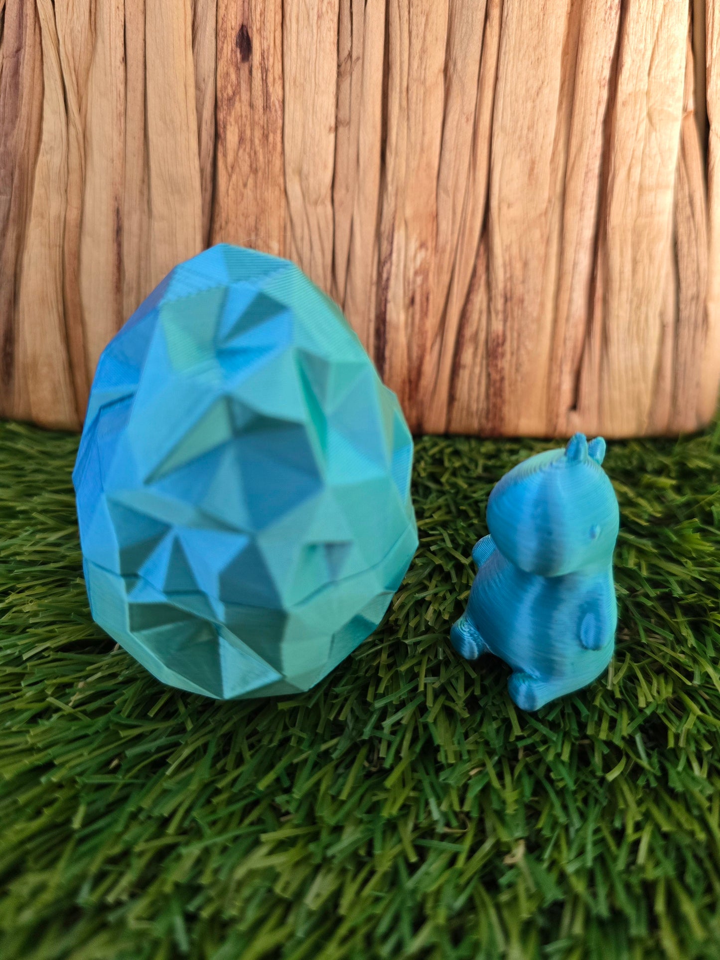 3D Printed Dino Egg with Tiny Dinosaur Inside