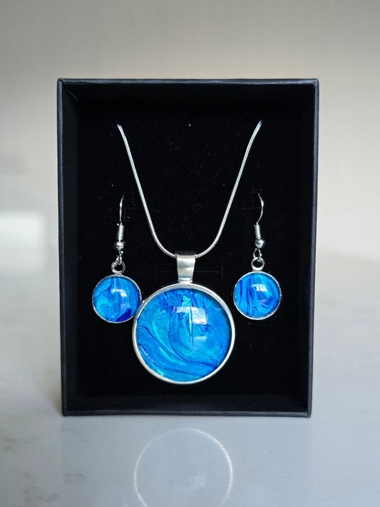 Recycled Paint Pour Jewellery Set – One of a Kind Stainless Steel Necklace & Earrings