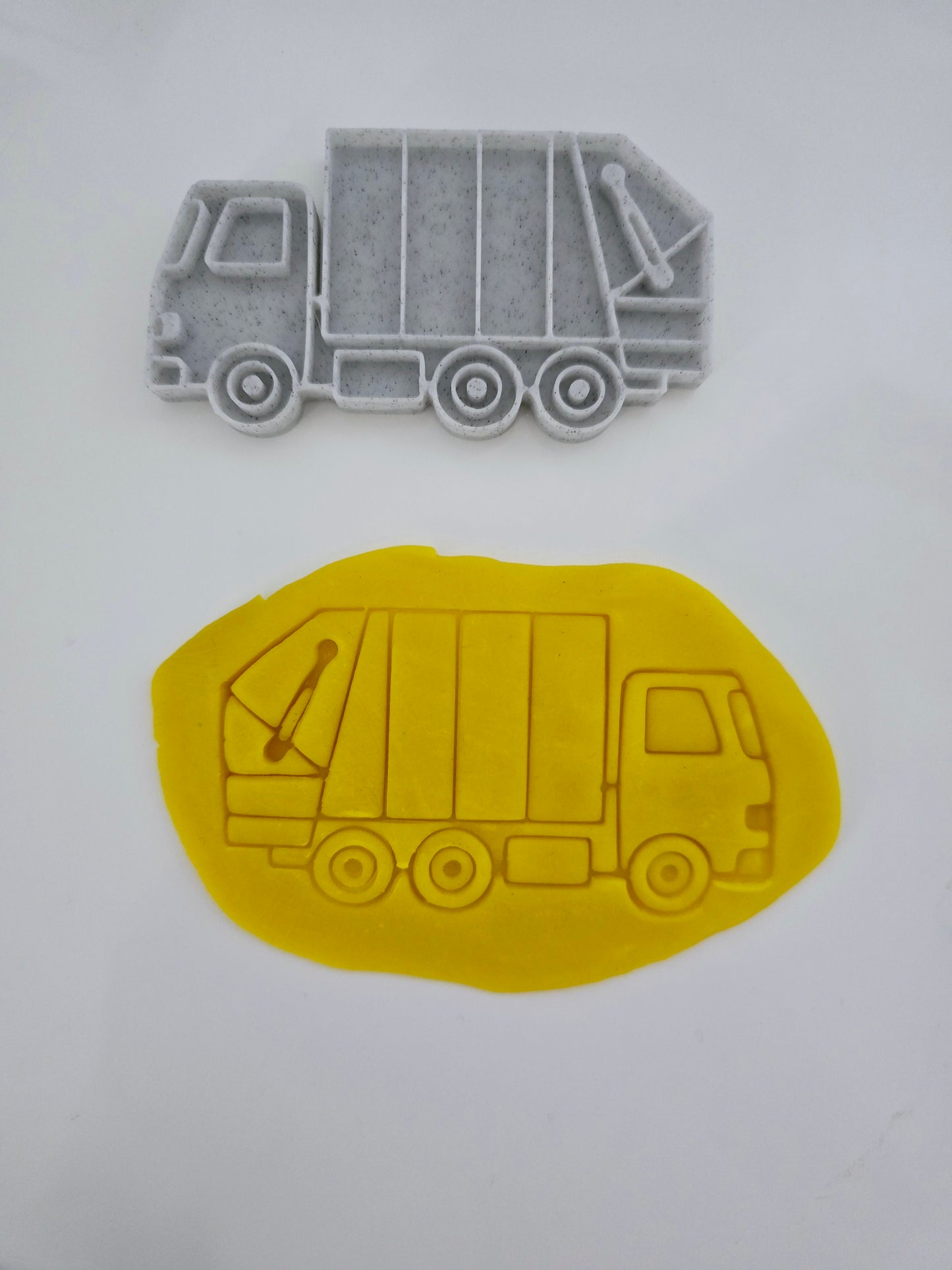 Garbage truck 3D Printed Playdough Cutters - set of 2