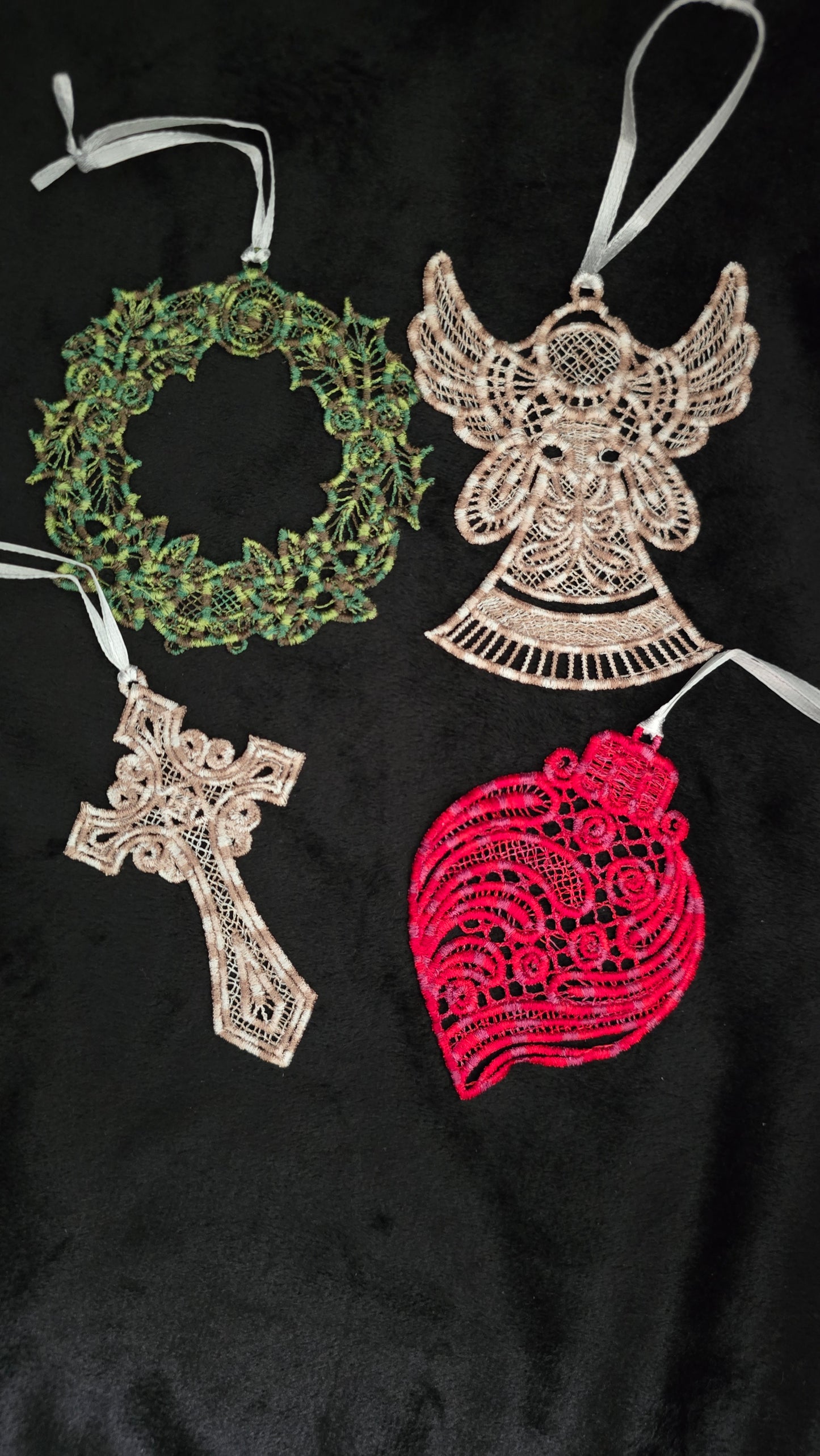 Lace Christmas Ornaments - pack of 4